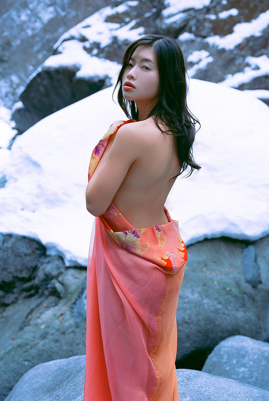 sayaka yoshino japanese idol sexy