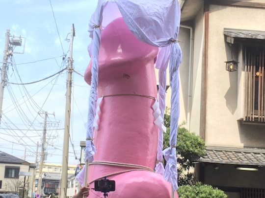 kanamara shrine japan kawasaki tokyo penis phallic fertility matsuri festival