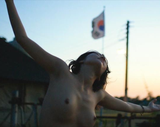 jong-seo jun jeon south korean actress film movie sex scene nude naked burning asian watch