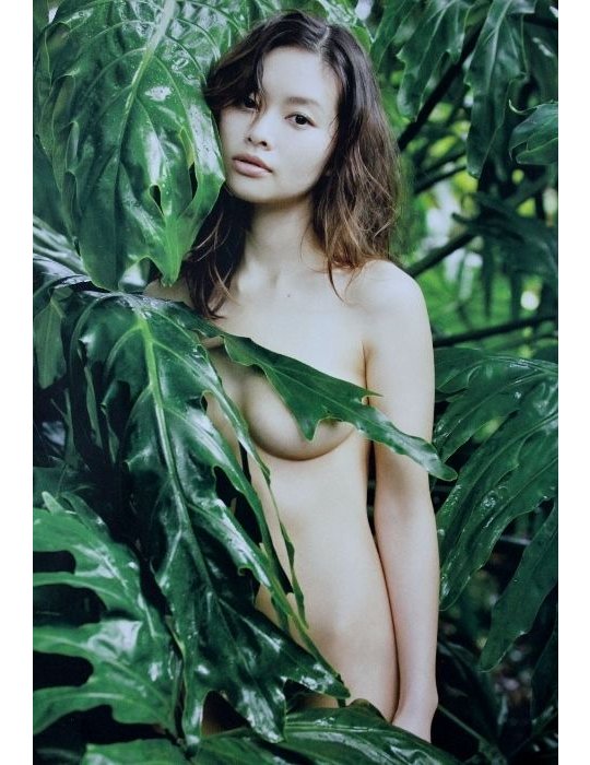 sayaka yoshino japanese idol sexy