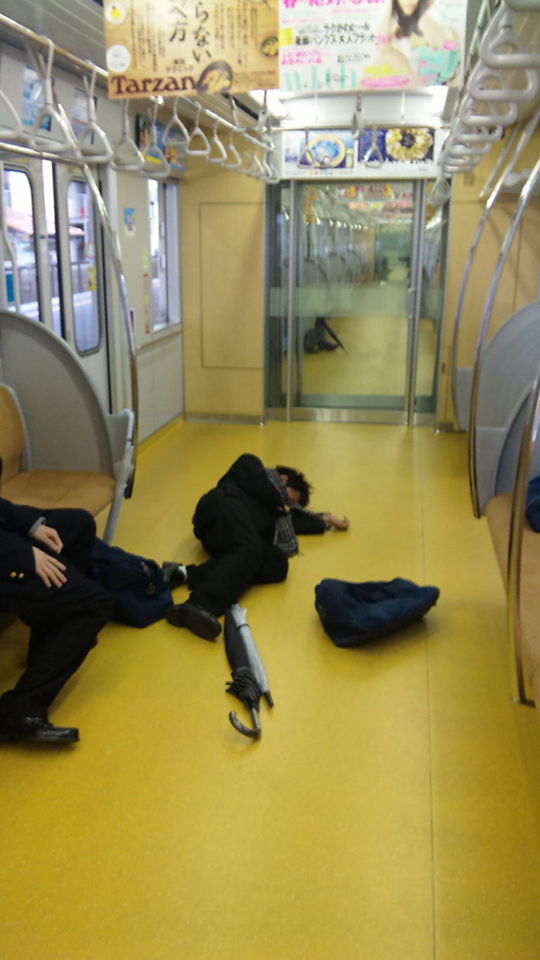 japan train tokyo sleeping people crazy