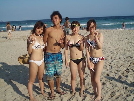 japanese beach girls hot sexy