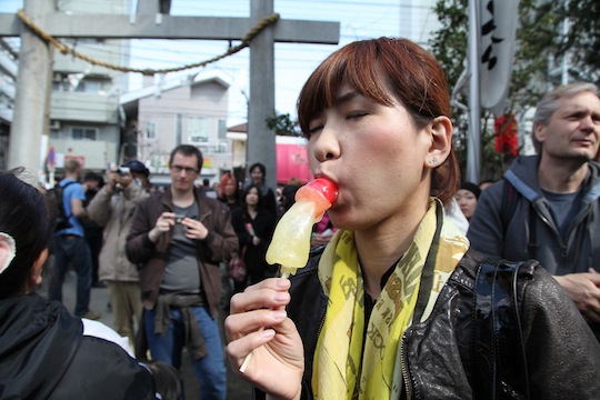 kawasaki kanamara penis festival matsuri japan phallus かなまら