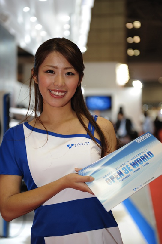 tokyo motor show 2013 girls companions hot