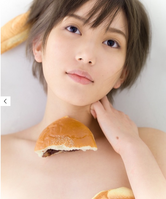 kaoru mitsumune akb48 bread naked nude hot body sexy