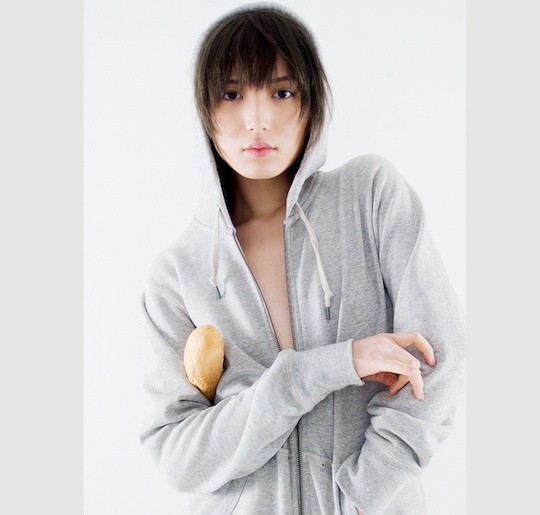 kaoru mitsumune akb48 bread naked nude hot body sexy