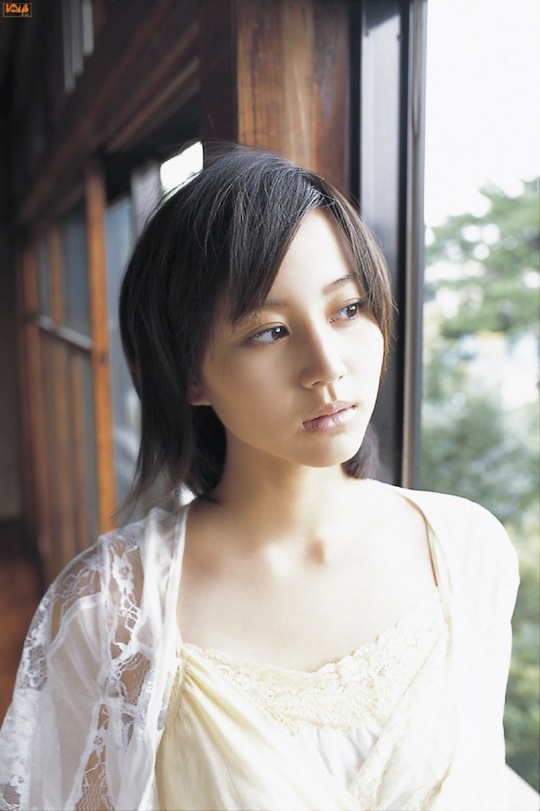 maki horikita japanese actress cute boyish