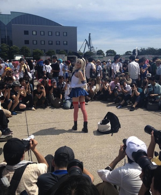 comiket 86 cosplay otaku photograph camera pervert geek japanese men