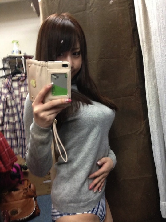 ii oppai no hi japan nice breasts day twitter trending selfie bust いいおっぱいの日 gravure models idols