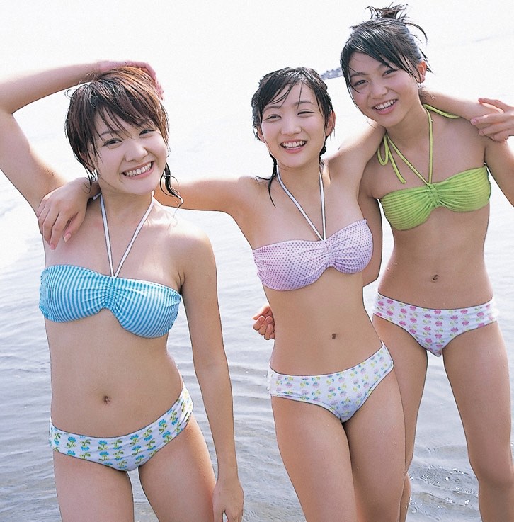 saaya irie gravure model idol japanese beach bikini