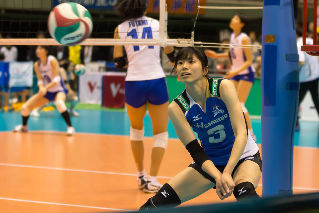 japanese-volleyball-player-female-girl-hot-cute-12