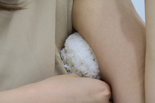 akiko ooki sdn48 armpit onigiri office lady rice roll
