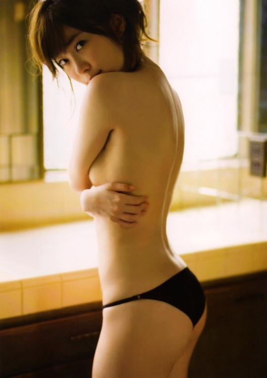 rino sashihara anan sexy nude naked cover