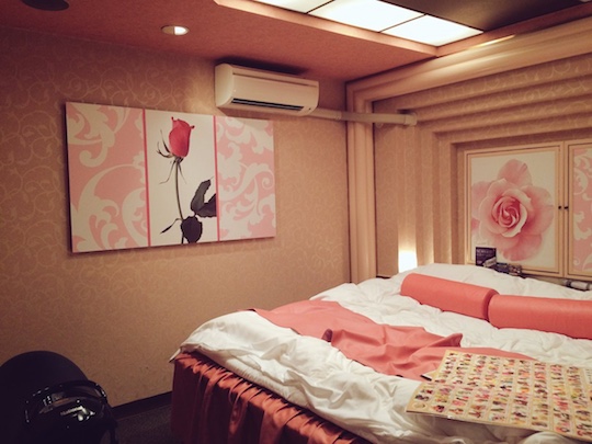 kobe love hotel