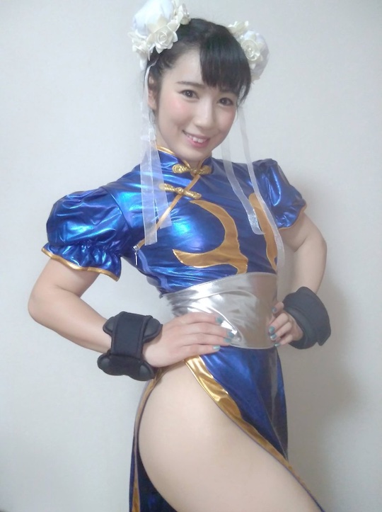chun-li street fighter cosplay fetish femdom fantasy hot japanese model gravure reika saiki sexy muscles
