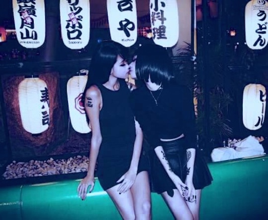japanese girls lesbian kissing