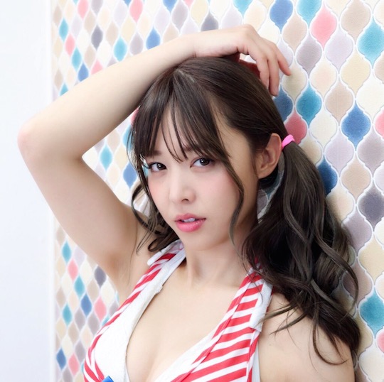 shihomi yoshino gravure idol nude fish bathtub selfies japan