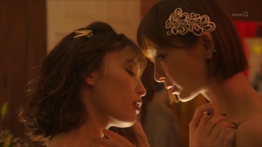 mariko shinoda aya omasa lesbian kiss nhk drama mistresses tv show