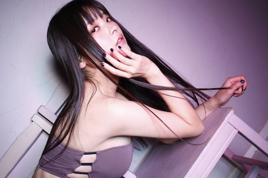 sumire uesaka japanese idol sexy bust photo breasts