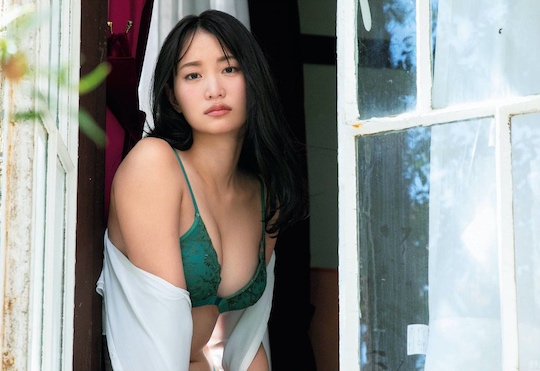 mariya nagao hot sexy akb48 idol gravure japanese calendar photo shoot naked