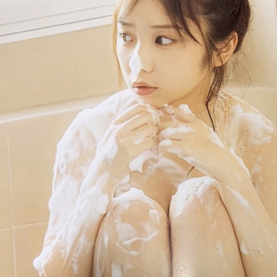 yuuki yoda nogizaka46 mukuchi na jikan photobook japanese