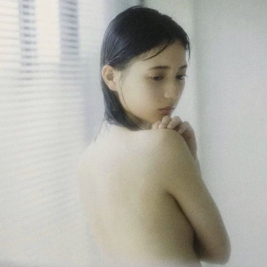 nao kosaka hinatazaka46 kimi wa dare photobook nude naked picture
