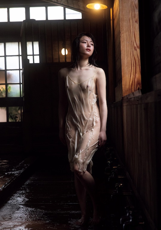 tsubasa hazuki nude naked photo book suimitsu japanese gravure idol gradol