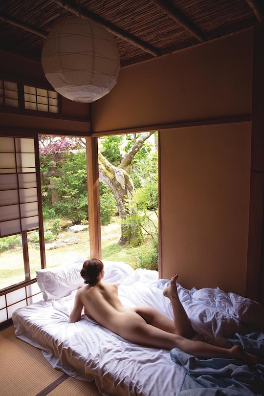 misumi shiochi gravure idol jukujo japanese announcer photo book nude naked nocturne