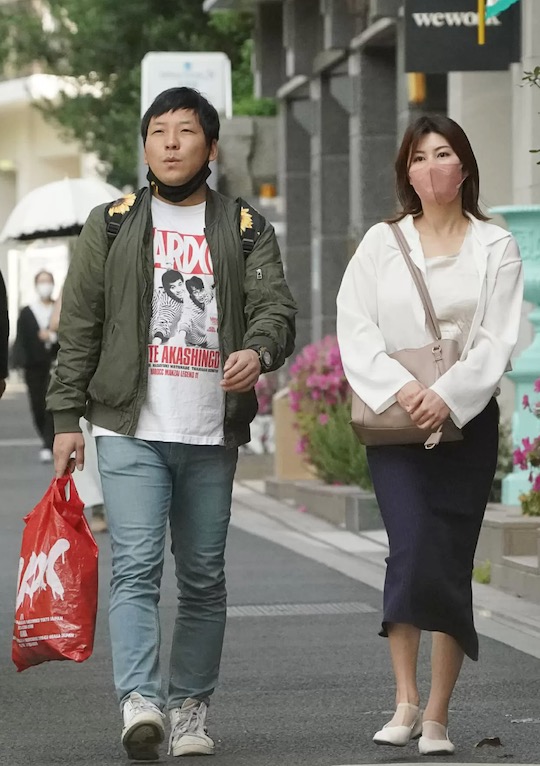 suzume mino akihiro tabuchi dating porn star japanese comedian celebrity scoop