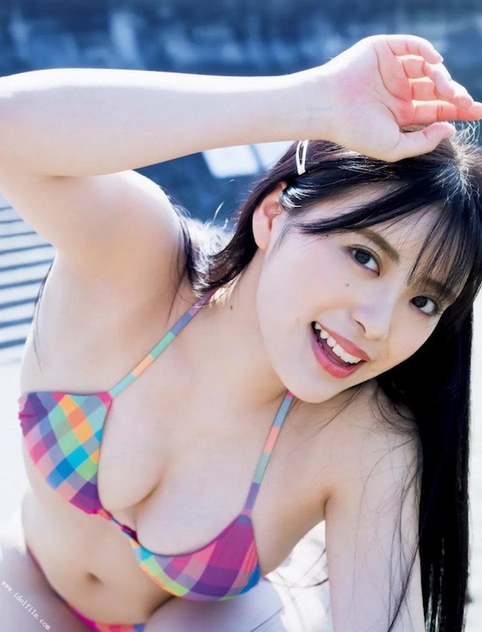 hana takeuchi photo book semi-nude gravure idol model japan sexy hot body bikini naked g-cup