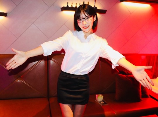 eimi fukada japanese porn star adult video free hugs fans event japan tokyo osaka shibuya