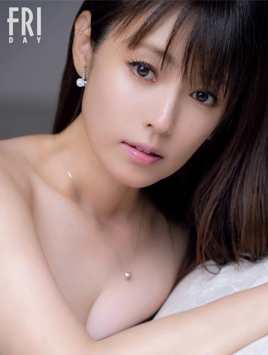 kyoko fukada hot cover shoot friday jukujo japan 40 years old model actor sexy