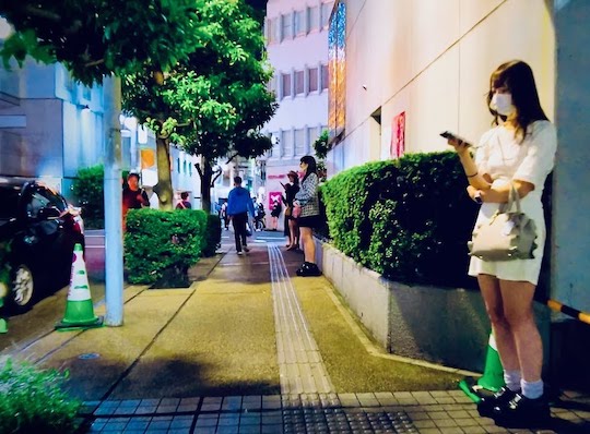 okubo park kabukicho shinjuku tokyo prostitute streetwalker