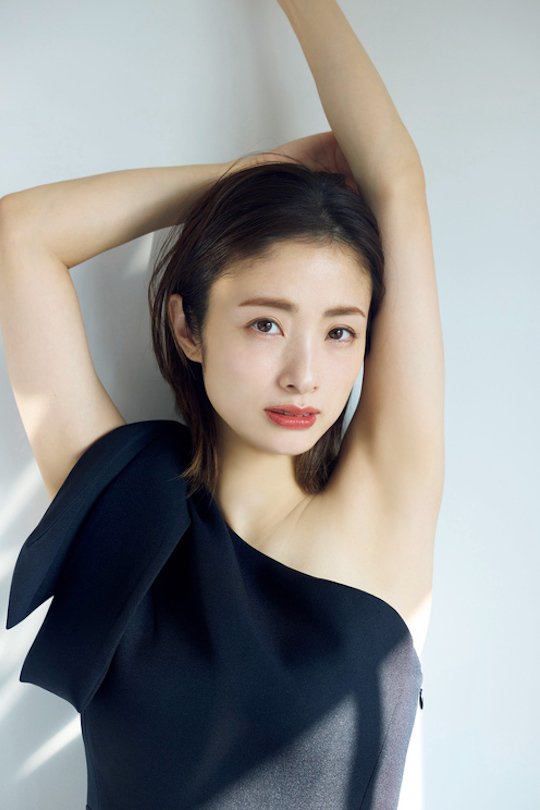 aya ueto older japanese model actress beautiful