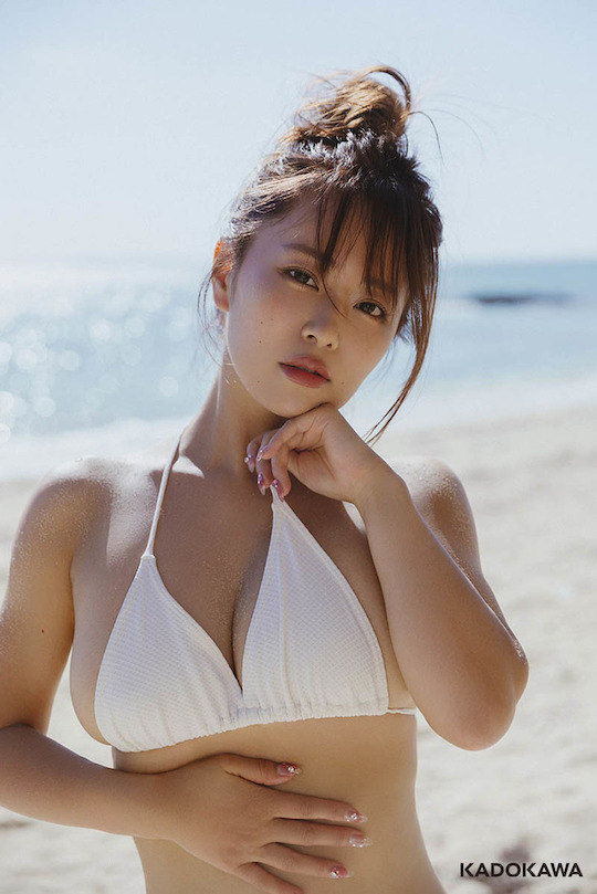 yuka iguchi kadokawa photobook more more more seiyu japanese voice actress singer sexy pic