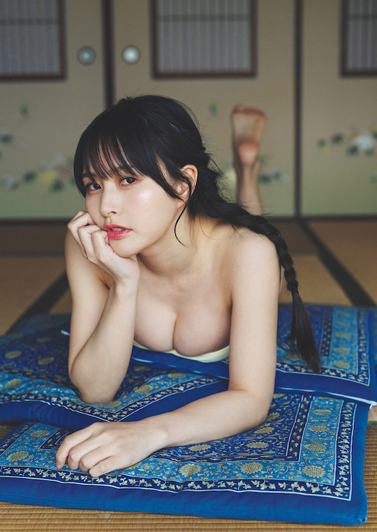 saki kosaka voice actress gravure debut weekly playboy japanese