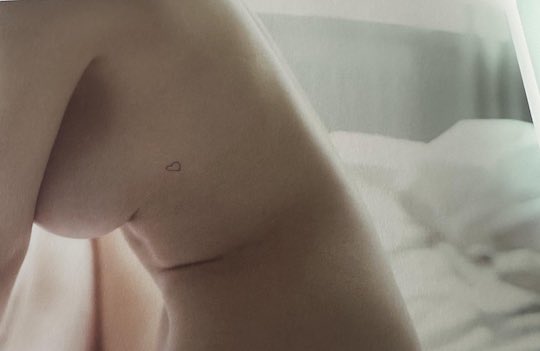 neru nagahama comeback photobook tattoo sexy semi-nude picture