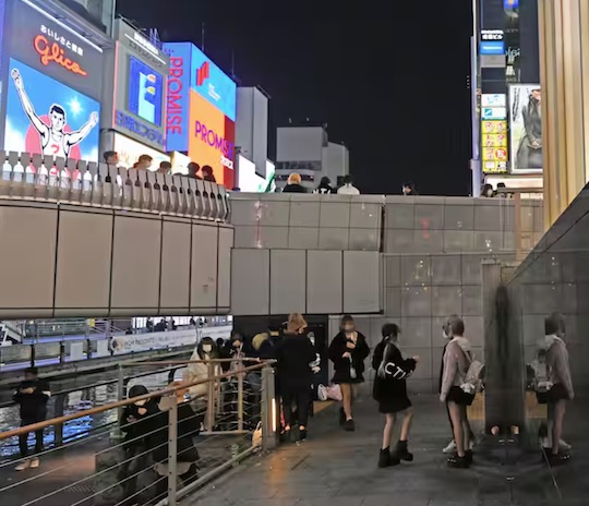 osaka gurishita glico dotonbori minami prostitution runaways