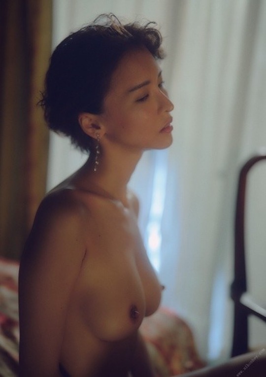 sena natsuki gravure idol model japan nude