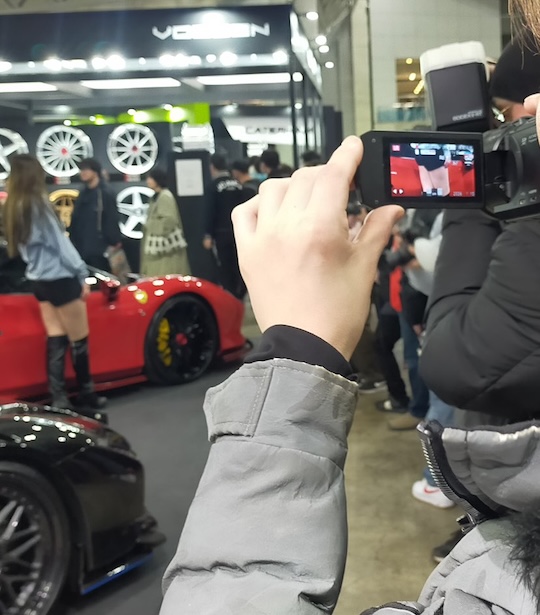 sena hinano tokyo auto salon booth babe photography body