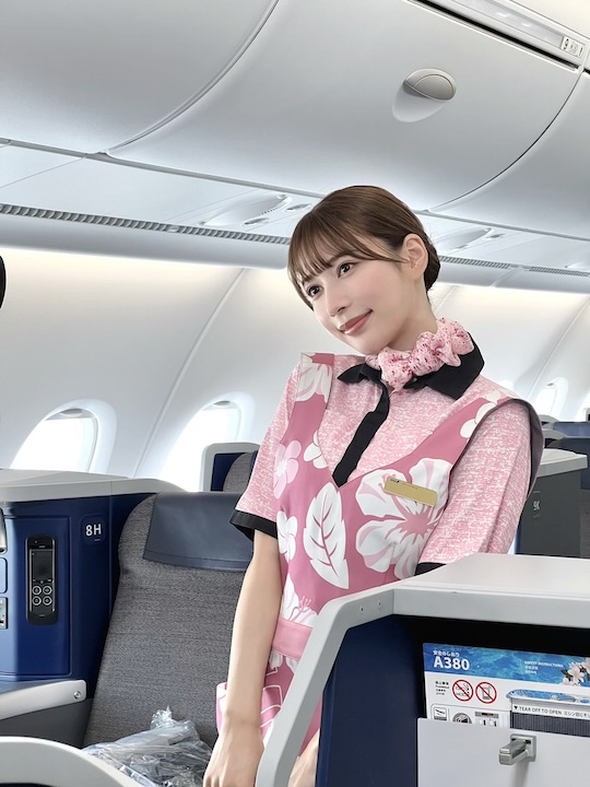 risa-yukihira ana flight cabin attendant cosplay photo shoot