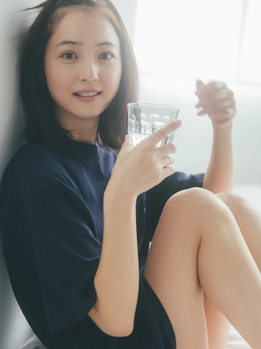 nozomi sasaki gravure comeback calendar